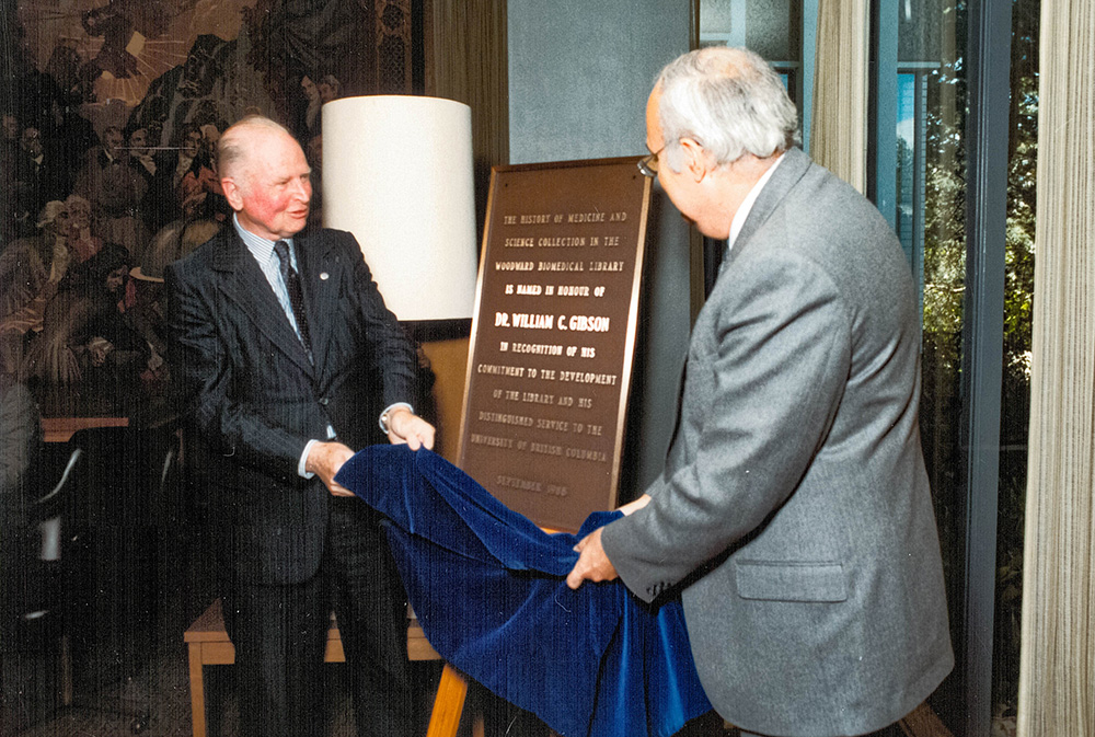 Photo of Dr. William Gibson unveiling a plaque in the Memorial Room